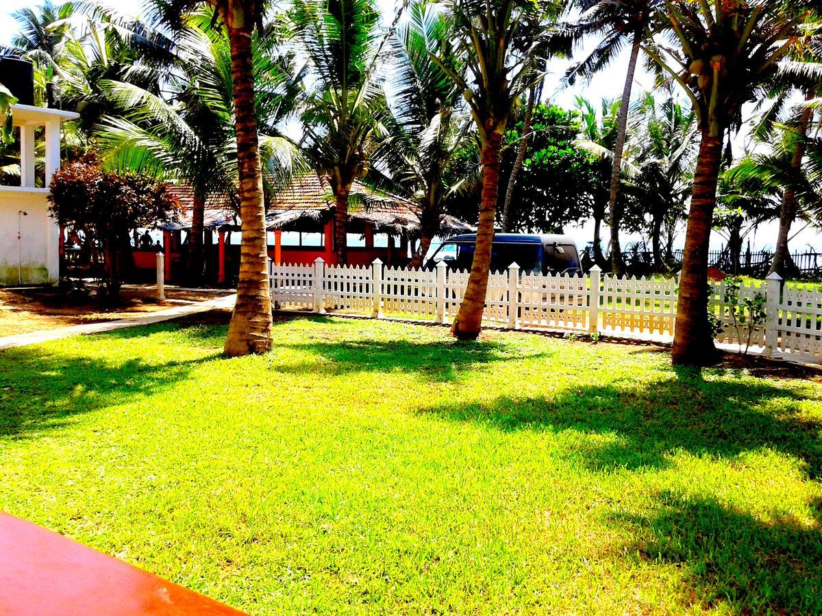 Ram'S Surfing Beach,มิดิกามาอีสต์ ภายนอก รูปภาพ