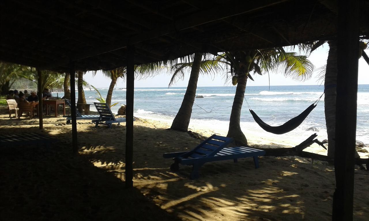 Ram'S Surfing Beach,มิดิกามาอีสต์ ภายนอก รูปภาพ
